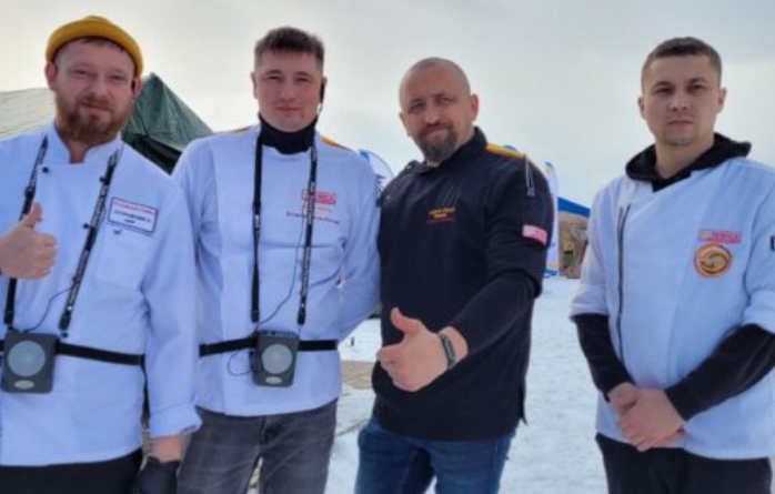 На фестивале Сахалинский лед Chefs Team Russia готовит корюшку